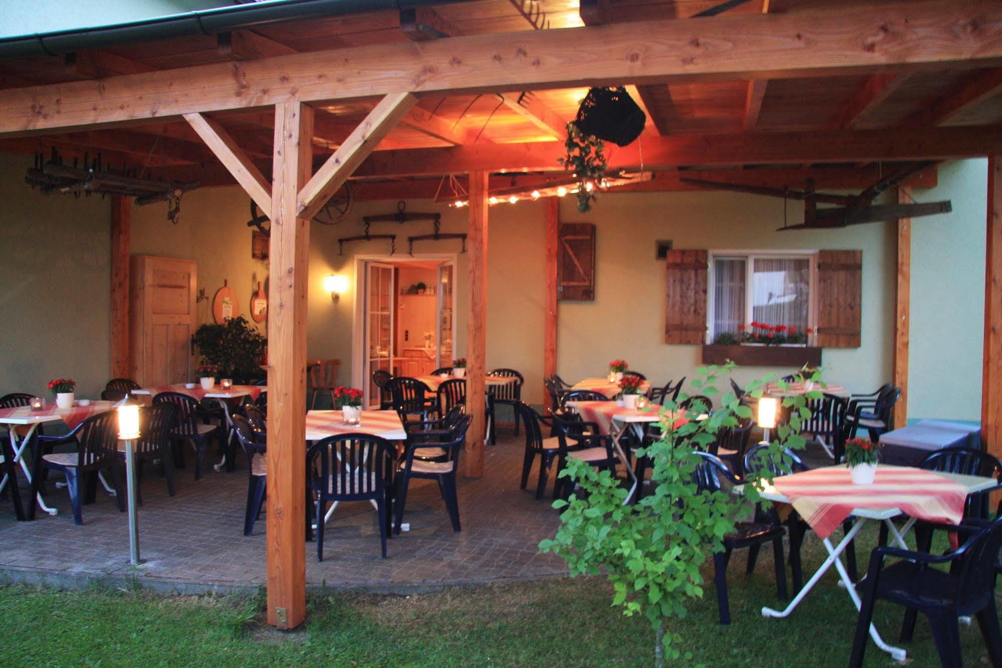 Gasthof Roseneck Wallenfels Exterior foto